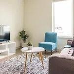 Stunning Nulu 1Br Cozysuites 04